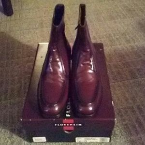 Brand New Men's Leather Boots(offers accepted)
